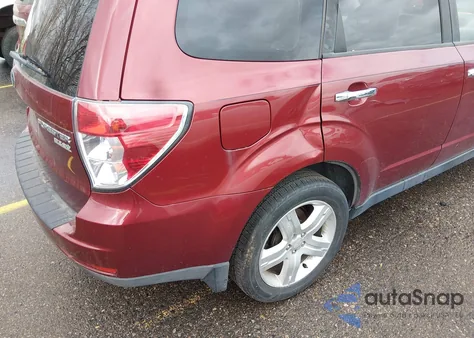 2010 Subaru Forester 2.5X Premium z USA, uszkodzony, nr VIN JF2SH6CC6AH767267